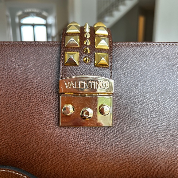 VALENTINO Kiki Palmellato Italian Leather Cross body in Carob - Picture 2 of 5